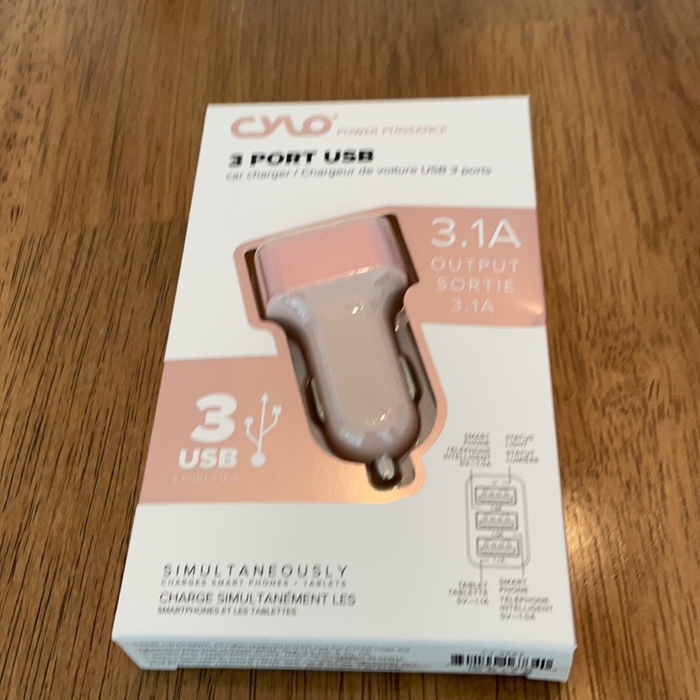 USB car charger- brand new